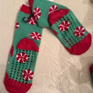 Holiday Peppermint Fuzzy Grip Socks - Green & Red